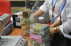 Thêm room tín dụng, ngân hàng vẫn 'chật vật' cho vay