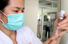 Số ca mắc tăng, Việt Nam nhận thêm 1,5 triệu liều vắc-xin Covid-19