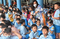 Trường tiểu học phải... mượn giáo viên