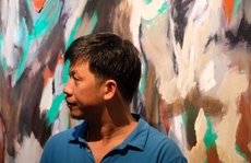 Không tiêu hủy 29 bức tranh triển lãm không phép của họa sĩ Bùi Chát