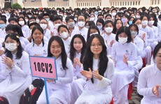 Gần 1 triệu học sinh TP HCM sắp đóng mức học phí mới?