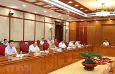 Khuyến khích cán bộ bị Bộ Chính trị, Ban Bí thư kỷ luật tự nguyện xin từ chức