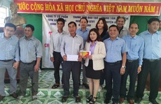 Trao 75 suất quà hỗ trợ người đồng bào dân tộc thiểu số ở Bình Định đón tết