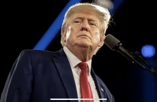 Ông Donald Trump nhận tiếp tin không vui