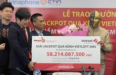 Cán bộ về hưu trúng thưởng Jackpot Mega 6/45 trị giá 58,2 tỉ đồng qua ứng dụng Vietlott SMS