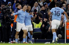 Hậu vệ lập công, Man City loại Arsenal ở vòng 4 FA Cup