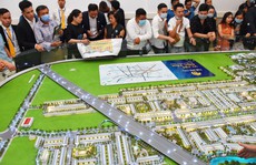 HÓA GIẢI KHÓ KHĂN ĐỂ PHÁT TRIỂN (*): Gỡ khó cho trái phiếu và bất động sản