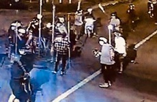 'Hỗn chiến' kinh hoàng tại quán bar, 13 người bị khởi tố
