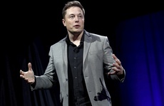 Tỉ phú Elon Musk phát ngôn gây sốc về UFO
