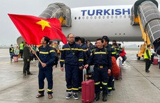Đoàn 24 cảnh sát Việt Nam 'hoàn thành sứ mệnh' ở Thổ Nhĩ Kỳ đã về đến Hà Nội