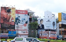 Từ quán cà phê đến nghị trường