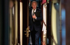Bên trong chuyến tàu đặc biệt chở Tổng thống Biden đến Ukraine