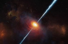 Lỗ đen 13 tỉ năm lộ diện trước người Trái Đất: Đường 'xuyên không' vào quá khứ