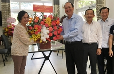 Lãnh đạo Thành ủy TP HCM thăm, tri ân nguyên Bộ trưởng Bộ Y tế