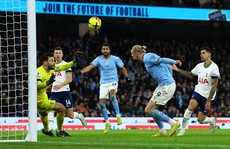 Tottenham mơ chiến thắng Super Sunday