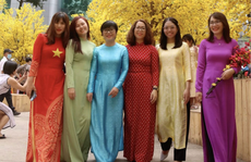 Để chiếc áo dài thêm duyên