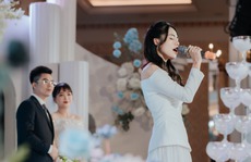 Hương Ly là nữ ca sĩ có lượt view YouTube cao nhất Việt Nam
