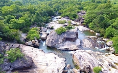 Ninh Thuận có suối Ô Căm - Vẻ đẹp thiên nhiên giữa núi rừng Bác Ái