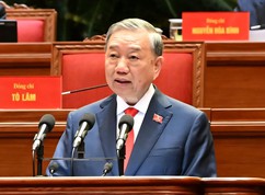 Tổng Bí thư Tô Lâm trình bày Báo cáo của Ban Chấp hành Trung ương Đảng khóa XIII