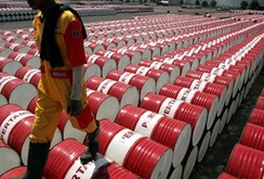 Anh phát hiện mỏ dầu 100 tỉ thùng dưới sân bay