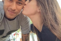 Fan nữ từ chối 10.000 USD để được gặp Neymar