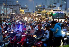 Phóng sự: Kẹt xe ở TP HCM ngày càng gay gắt