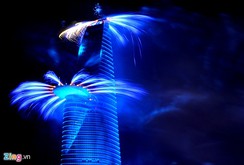 Xem màn trình diễn pháo hoa nghệ thuật chào mừng 40 năm đất nước thống nhất