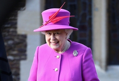 BBC phải xin lỗi vì đưa tin nữ hoàng Elizabeth qua đời