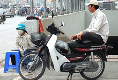 Phóng sự: Xe ôm công nghệ: Dấu chấm hết cho xe ôm truyền thống?