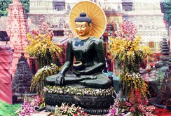 Bản tin NLĐ ngày 17-3: Tượng Phật bằng ngọc lớn nhất thế giới về Quảng Bình
