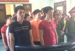 Hơn 68 năm tù cho nhóm côn đồ xông vào nhà chém trưởng công an xã