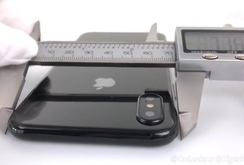 Clip: iPhone 8 lần đầu lộ diện