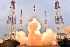 Ấn Độ phóng 104 vệ tinh chỉ với 1 tên lửa đẩy