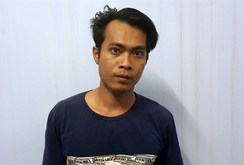 Thảm án: Chồng đâm chết vợ trước mặt hai con