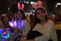 Ghi nhanh: Người Sài Gòn nô nức đi chơi Giáng sinh