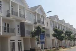Nhà phố ven trung tâm TP HCM một năm tăng giá gần gấp đôi Nhà phố ven trung tâm TP HCM một năm tăng giá gần gấp đôi