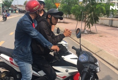 Bắt gọn 4 đối tượng dàn cảnh cướp xe máy