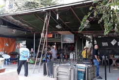 Dân tự nguyện tháo dỡ vật dụng cản trở công tác PCCC