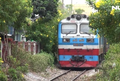 Bất an với "cà phê đường tàu"