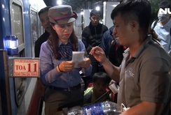 1.200 vé tàu Tết dành tặng công nhân khó khăn