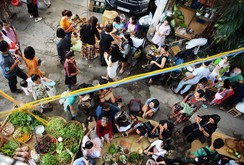 Chợ quê đặc biệt giữa trung tâm TP HCM