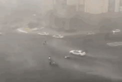 Bão số 5 tăng tốc, đổ bộ vào khu vực Quảng Bình - Quảng Nam