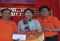 “Mai Vàng nhân ái” thăm NSND Thảo Vân và nghệ sĩ hài Vũ Quang