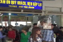 Tấm vé nghĩa tình - mang ấm áp đến người lao động