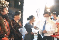 Gala Mai Vàng 2021 - “Tết yêu thương”: Nghệ sĩ cháy hết mình với công nhân