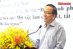 Đoàn viên tìm hiểu sách của Tổng Bí thư Nguyễn Phú Trọng