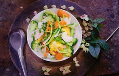 Canh chay sen dừa vừa ngon vừa trị bệnh Canh chay sen dừa vừa ngon vừa trị bệnh