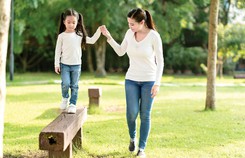 Vì cô độc quá nên thèm làm mẹ đơn thân Vì cô độc quá nên thèm làm mẹ đơn thân
