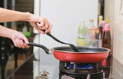 Mẹ chồng - con dâu - con trai và cuộc chiến đồ ăn thừa Mẹ chồng - con dâu - con trai và cuộc chiến đồ ăn thừa