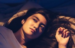 Anh tối ngày chỉ nghĩ chuyện giường chiếu Anh tối ngày chỉ nghĩ chuyện giường chiếu